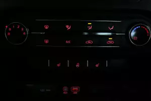 Kia  10