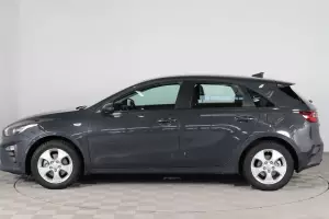 Kia  26