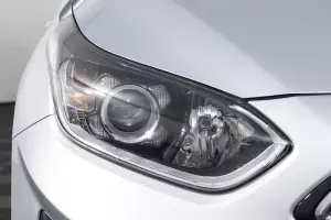 Kia  10
