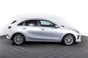 Kia  3