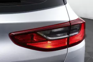 Kia  8