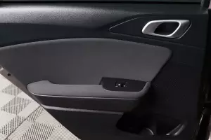 Kia  6
