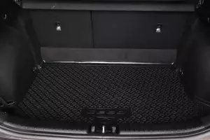 Kia  22