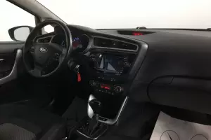 Kia  13
