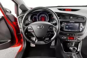 Kia  8