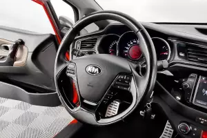 Kia  5