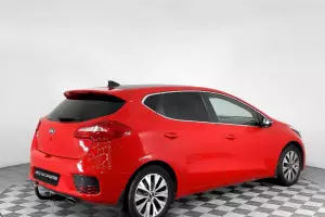 Kia  15