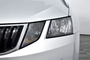 Skoda  6