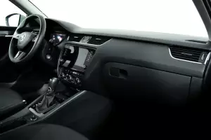 Skoda  9