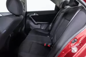 Kia  10