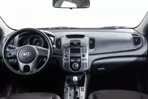 Kia  6