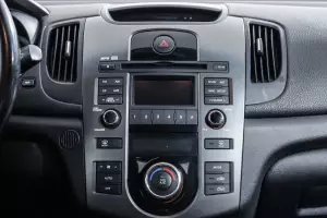 Kia  9