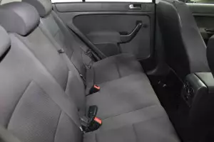 Volkswagen  12