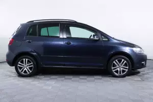 Volkswagen  3