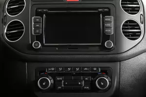 Volkswagen  8