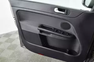 Volkswagen  6