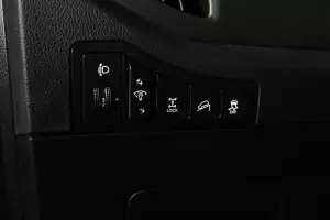 Kia  19