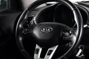 Kia  18