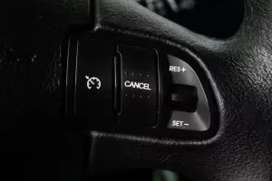 Kia  15