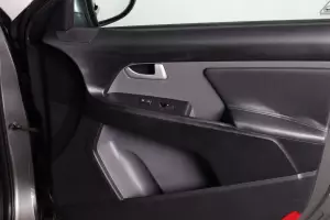 Kia  8