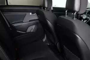 Kia  3
