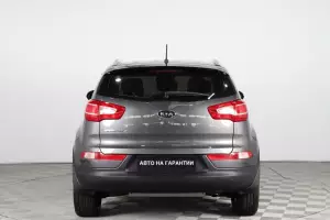 Kia  26