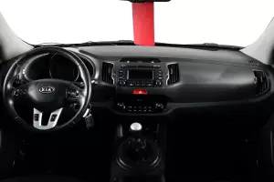Kia  23