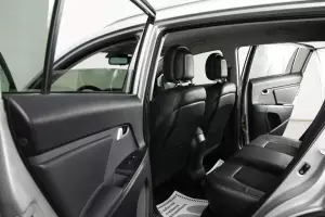 Kia  9