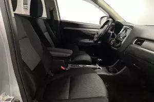 Mitsubishi  12
