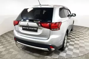 Mitsubishi  4