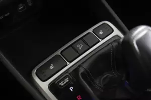 Hyundai  10