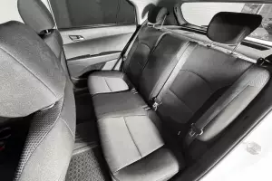 Hyundai  13