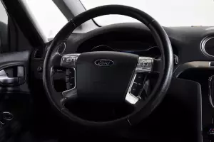 Ford  13