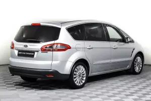 Ford  4