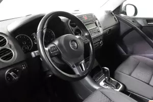 Volkswagen  9