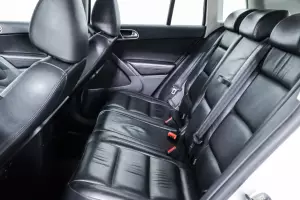 Volkswagen  13