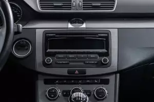 Volkswagen  10