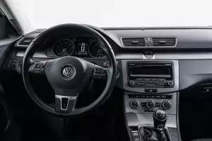 Volkswagen  7
