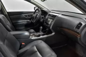 Nissan  7