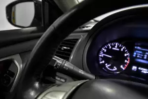Nissan  9