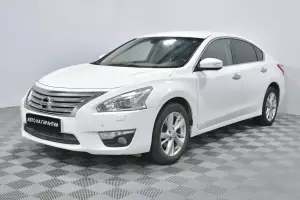 Nissan  11