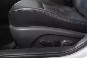 Nissan  6