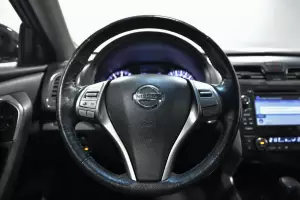Nissan  14