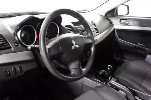 Mitsubishi  9