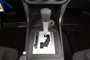 Mitsubishi  12