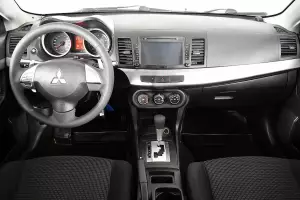 Mitsubishi  9