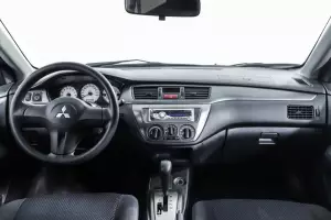 Mitsubishi  6