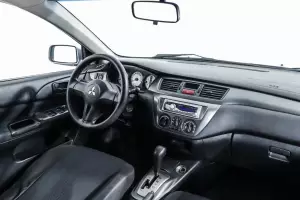 Mitsubishi  7