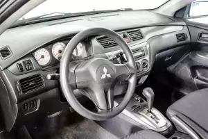 Mitsubishi  9