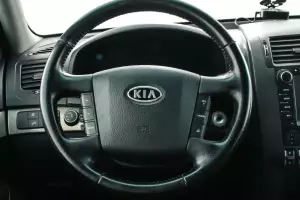 Kia  3
